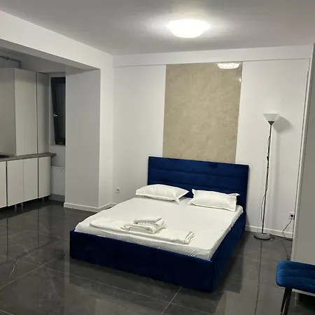 106 Almar Apartment *