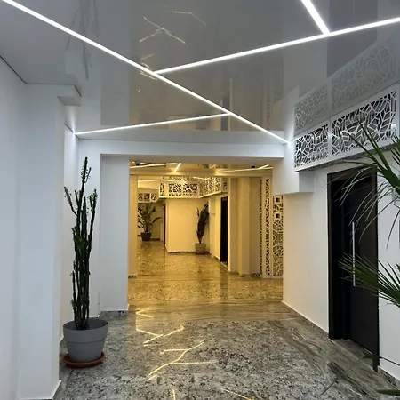 106 Almar Apartment