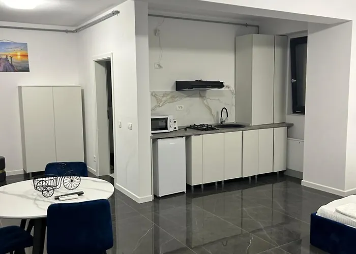 106 Almar * Năvodari